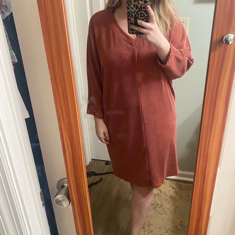 Entro Dresses